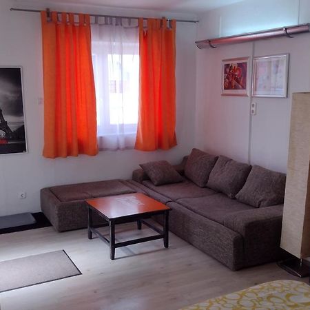 Kleines Gemuetliches Apartment In Zentraler Lage برين ام شيميسي المظهر الخارجي الصورة