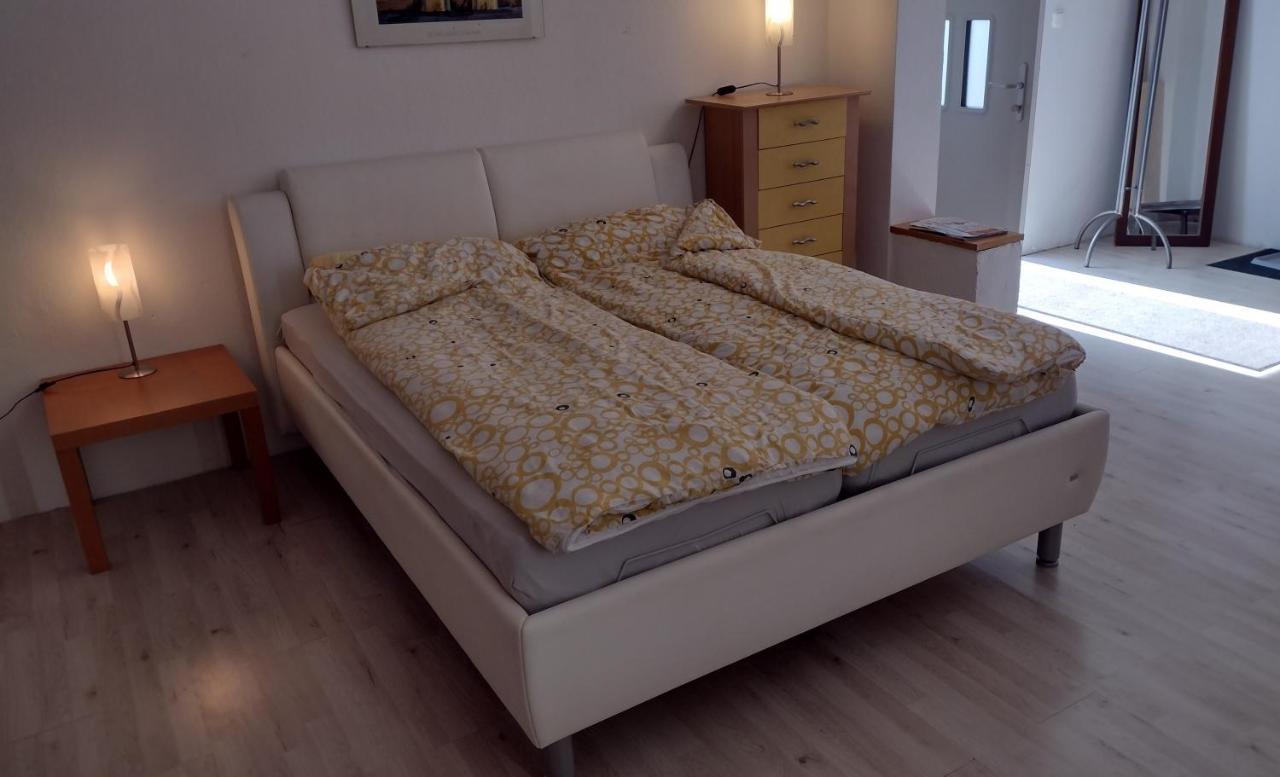 Kleines Gemuetliches Apartment In Zentraler Lage برين ام شيميسي المظهر الخارجي الصورة